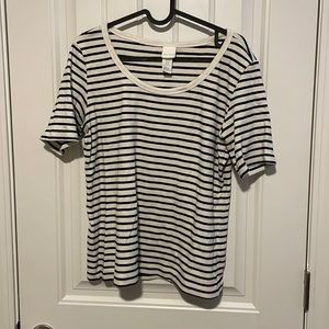 Black and white striped shirt - h&m - size XL